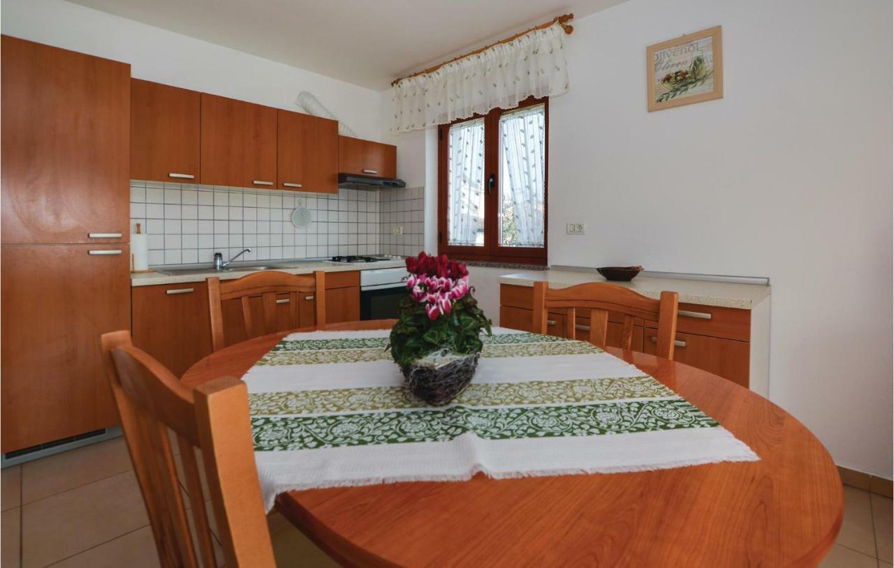 2 Bedroom Amazing Apartment In Portorož Extérieur photo